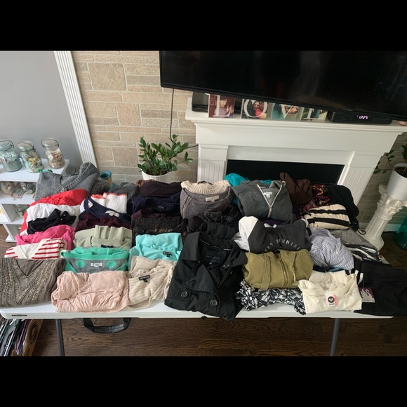 Forever 21 Tops - 39 Women’s Clothing Items!